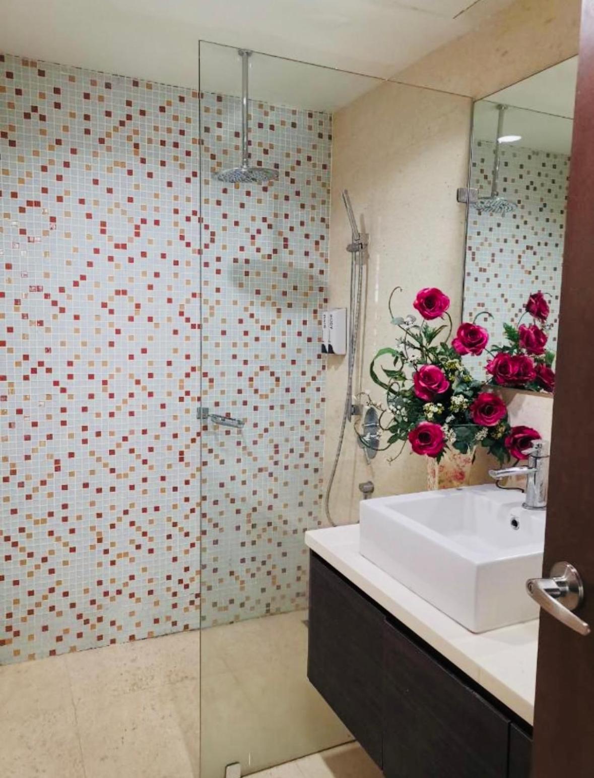 Regalia Skypool Klcc Dorms By Tasrifa Asrama *