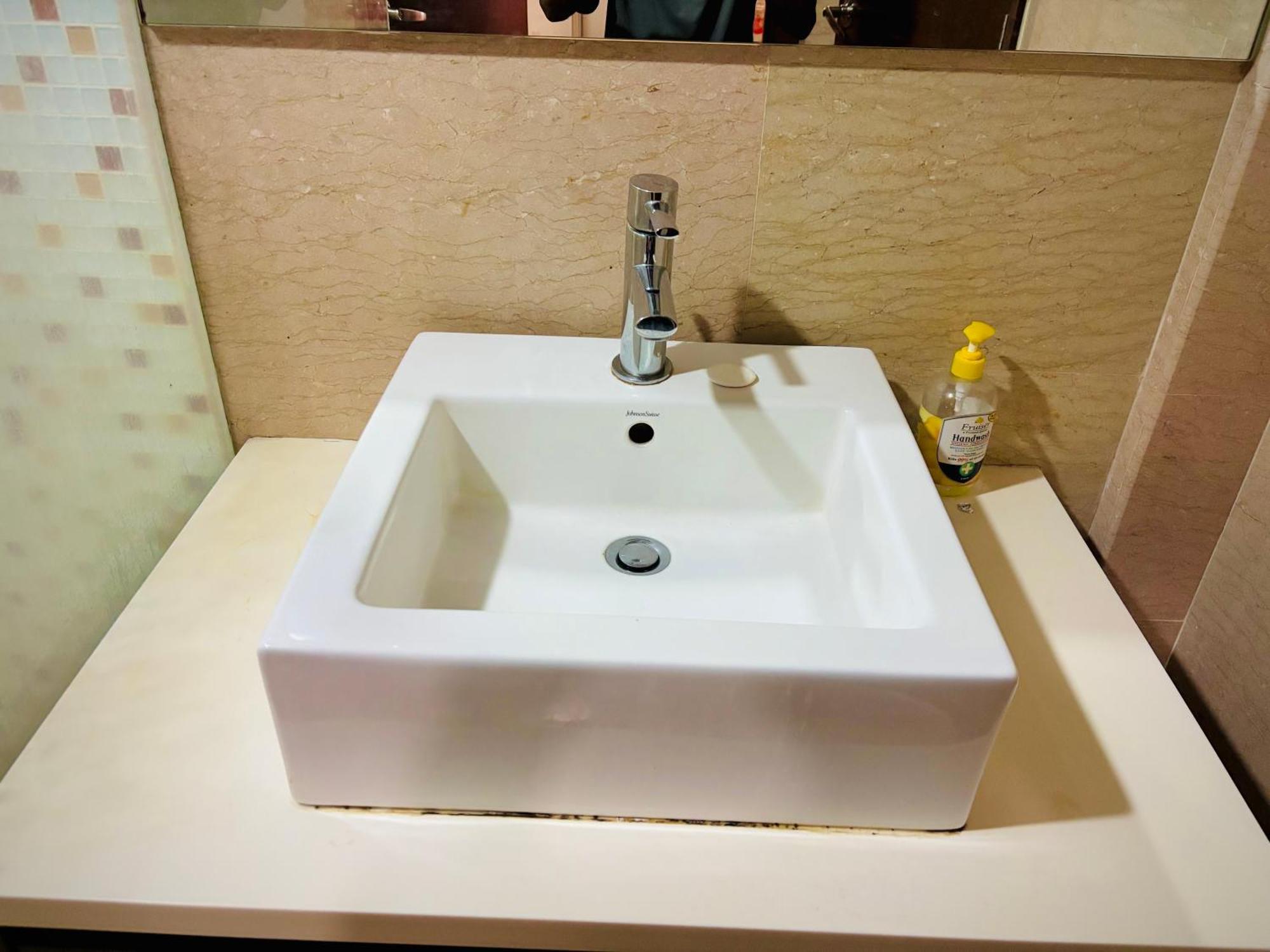 Regalia Skypool Klcc Dorms By Tasrifa Asrama