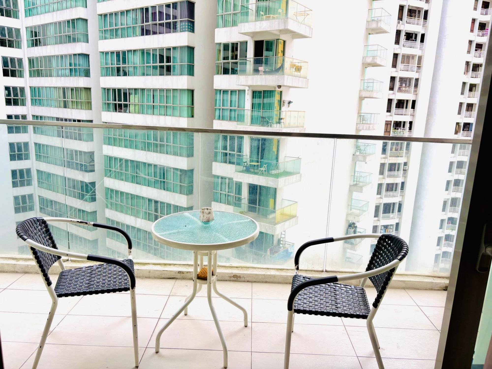 Regalia Skypool Klcc Dorms By Tasrifa *