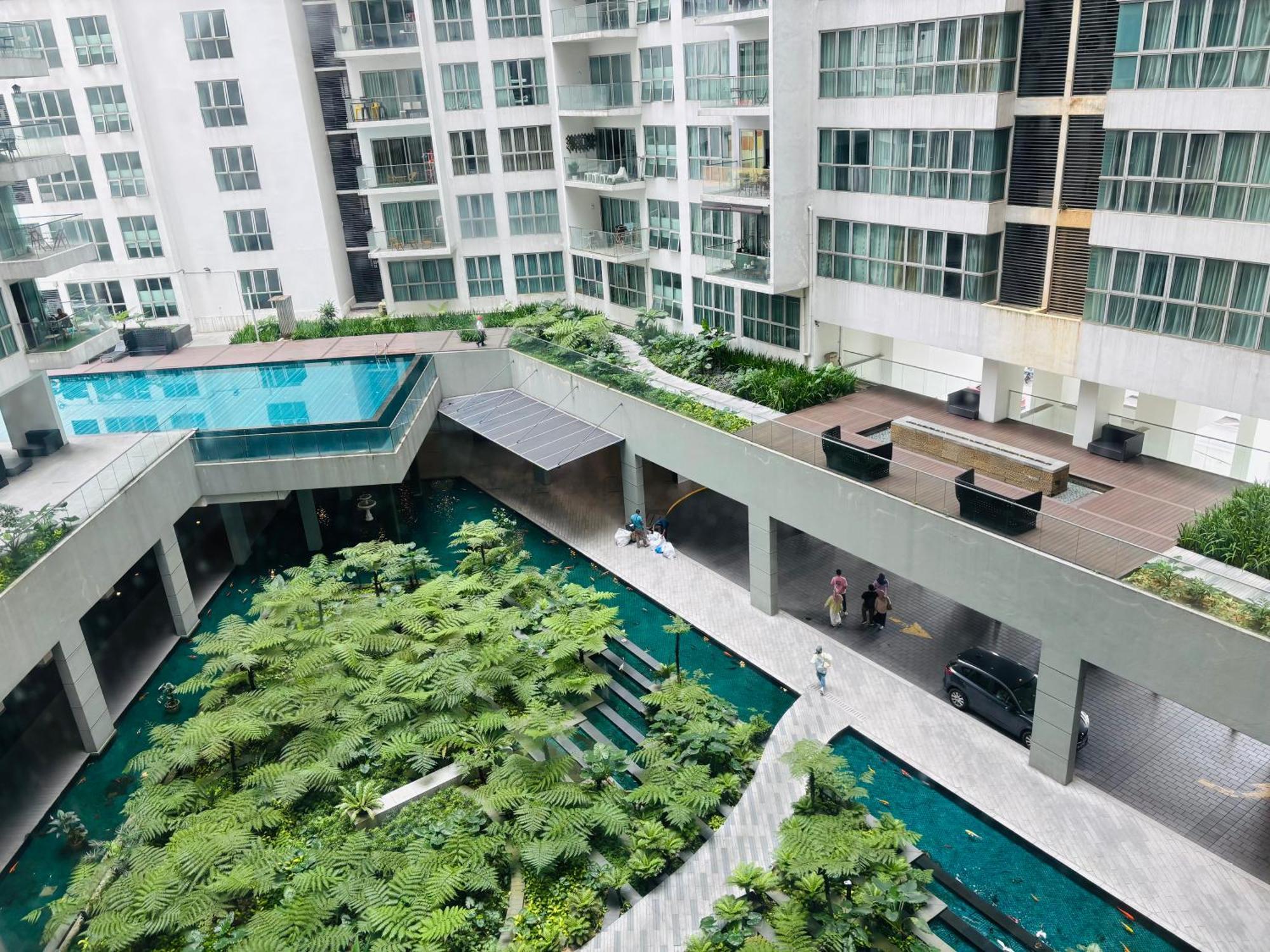 Regalia Skypool Klcc Dorms By Tasrifa Kuala Lumpur
